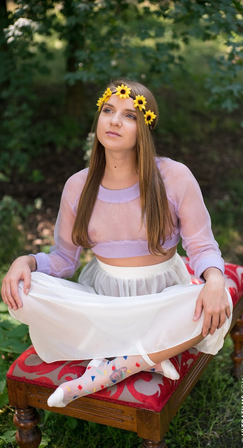 Люси, 24